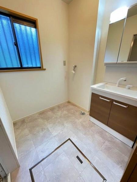 四日市市桜新町１丁目の中古一戸建て