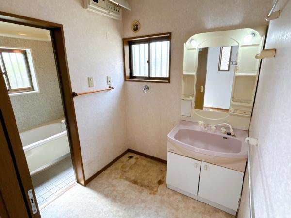 四日市市あさけが丘３丁目の中古一戸建て