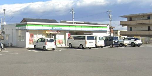 四日市市尾平町の土地(ファミリーマート四日市生桑南店)