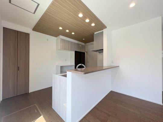 四日市市三滝台１丁目の中古一戸建て