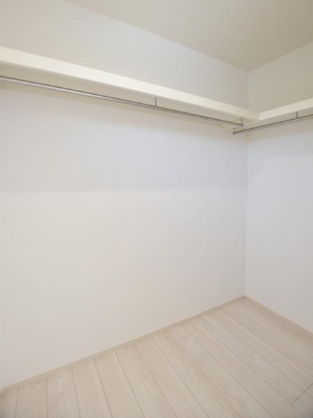 四日市市楠町北五味塚の中古一戸建て(収納)