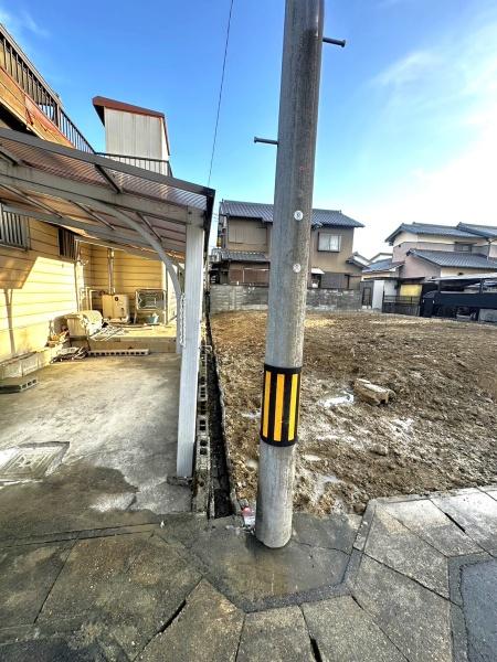 弥富市荷之上町六十人の土地