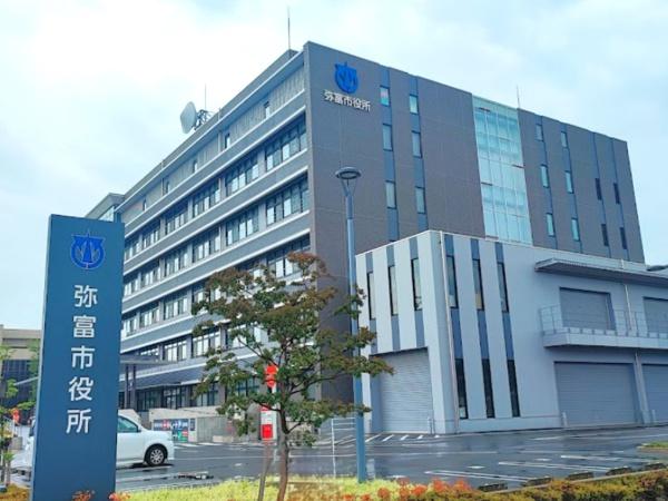 弥富市荷之上町六十人の土地(弥富市役所)