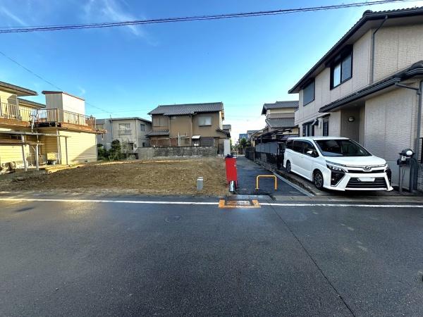弥富市荷之上町六十人の土地
