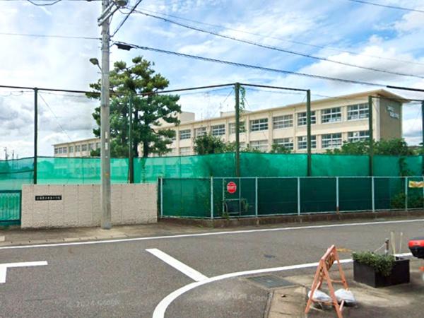 江南市小折本町白山　一戸建て(江南市立布袋小学校)