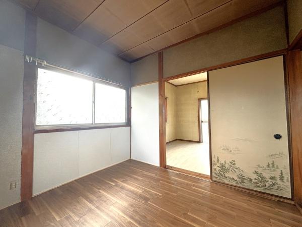 江南市小折本町白山　一戸建て
