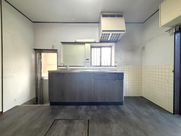 江南市小折本町白山　一戸建て