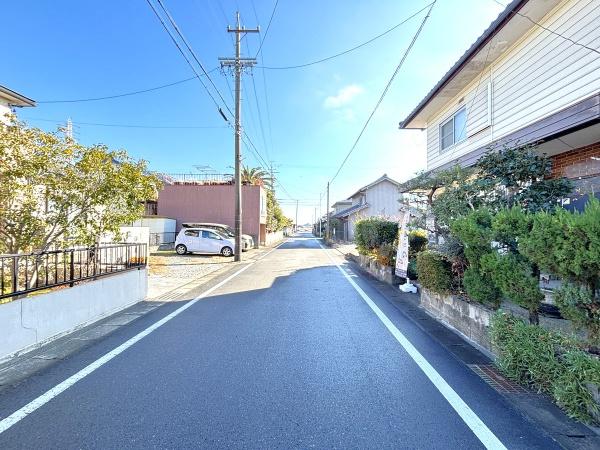 弥富市荷之上町六十人の土地