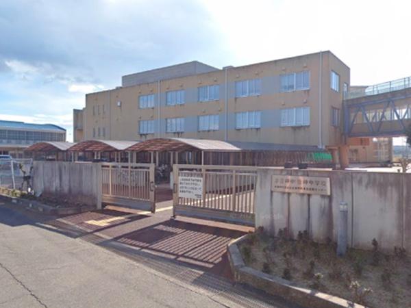 桑名郡木曽岬町大字見入辰高の土地(木曽岬町立木曽岬中学校)