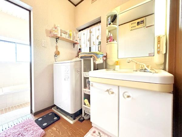 海部郡大治町三本木　中古一戸建て