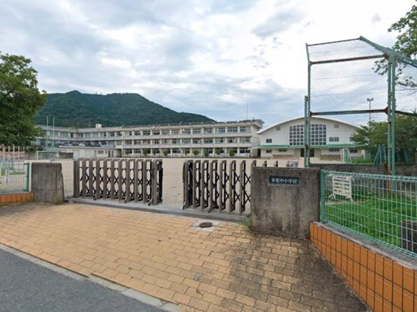 桑名市多度町戸津の土地(桑名市立多度中小学校)