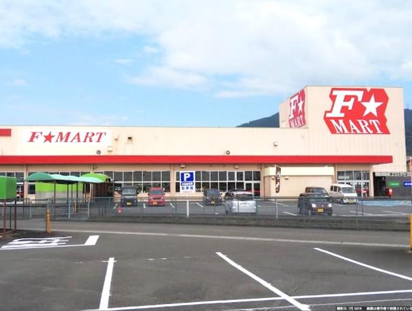 桑名市多度町戸津の土地(F☆MART多度店)