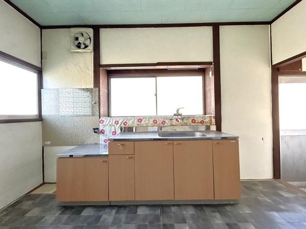 桑名郡木曽岬町大字見入辰高の中古一戸建て