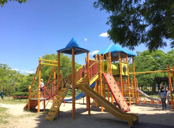 津島市唐臼町油田の中古一戸建て(東公園)