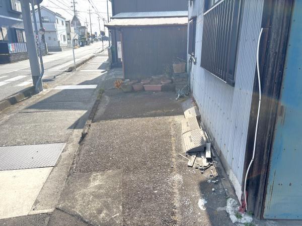 愛西市町方町南堤外の土地
