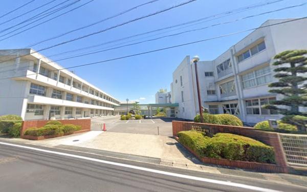 安八郡輪之内町楡俣新田の中古一戸建て(輪之内町立輪之内中学校)
