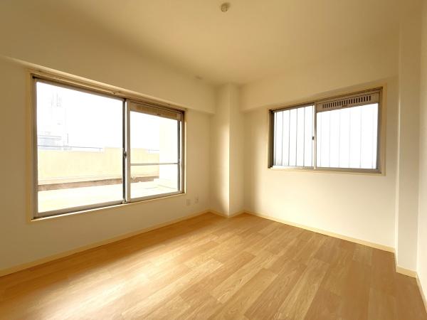 一光ハイツ七宝