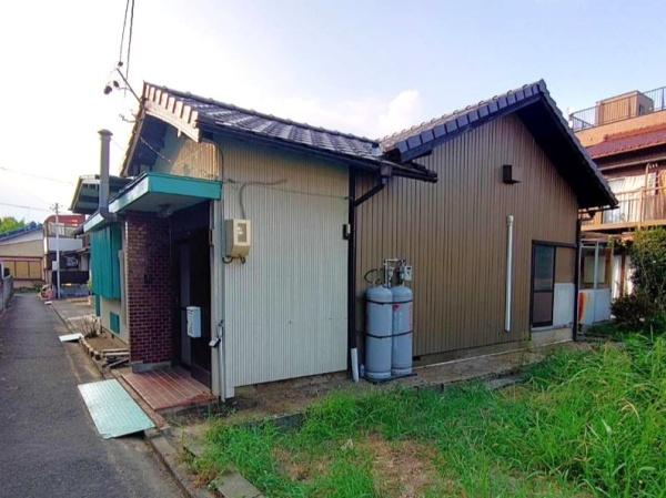 愛西市町方町案山子　一戸建て