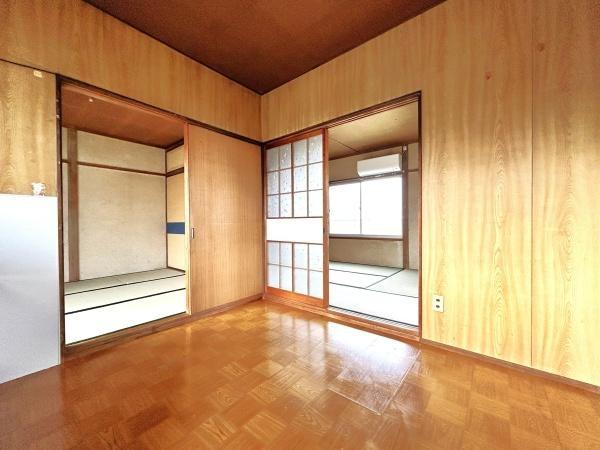 あま市七宝町川部　アパート