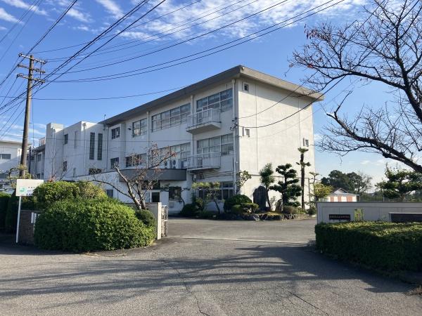 愛西市本部田町茨塚の土地(愛西市立永和中学校)