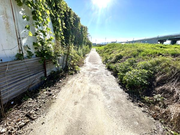 愛西市本部田町茨塚の土地