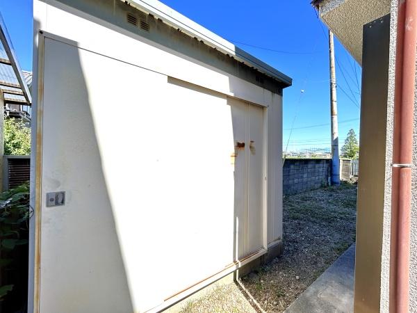 愛西市諸桑町郷城の中古一戸建て