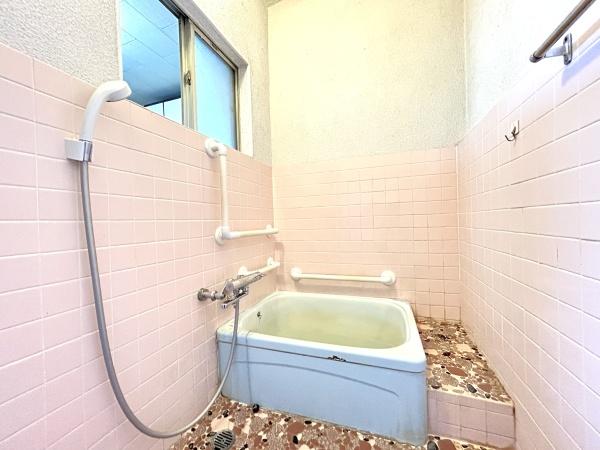 愛西市諸桑町郷城の中古一戸建て