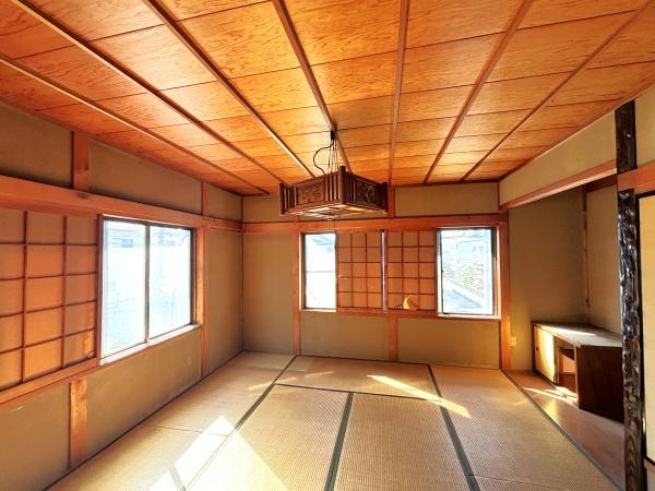津島市愛宕町３丁目の中古一戸建て