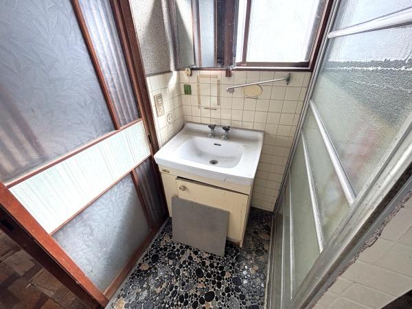 津島市愛宕町3丁目　中古一戸建て