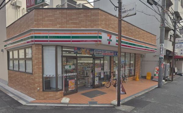 ローレルハイツ北天満1号棟(セブンイレブン大阪池田町店)