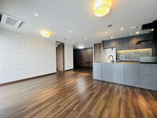 オークプリオタワー