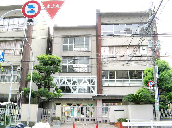 プレミスト堺筋本町ラディーナ(エフワン本町店)