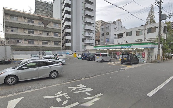 リバーガーデン福島木漏れ日の丘(ファミリーマート鷺洲五丁目店)