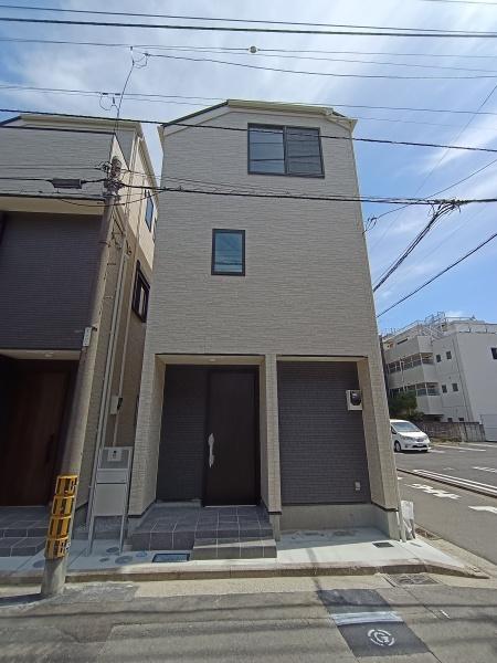 横浜市南区中里１丁目の新築一戸建