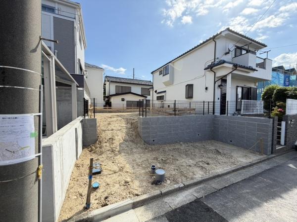 横浜市南区中里３丁目の新築一戸建