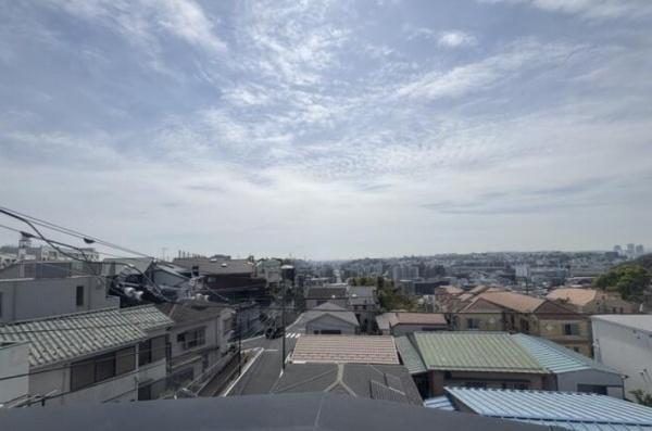 横浜市南区三春台の中古一戸建て