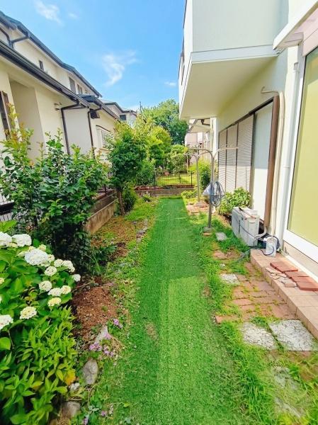 横浜市南区別所中里台の中古一戸建て