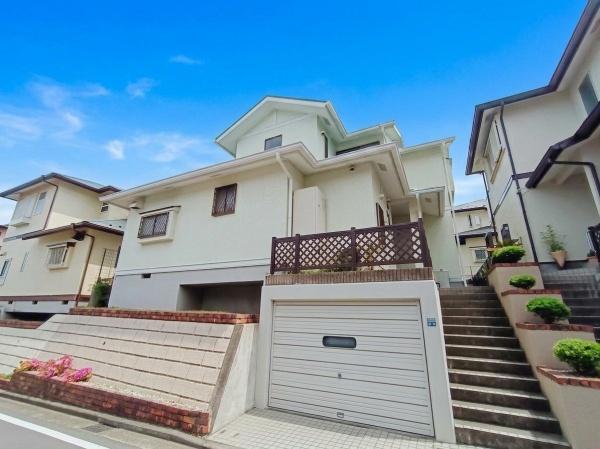 横浜市南区別所中里台の中古一戸建