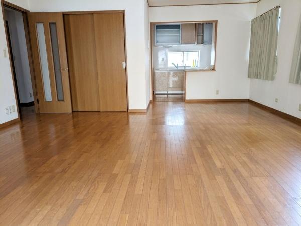 横浜市南区別所中里台の中古一戸建て