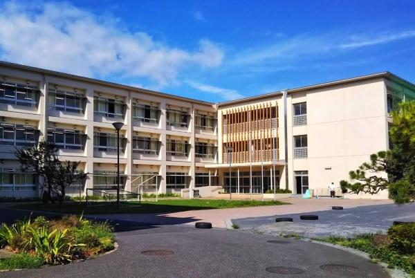 横浜市中区西之谷町の土地(神奈川県立横浜緑ケ丘高校)
