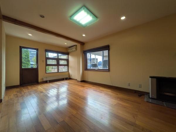 札幌市清田区平岡八条３丁目の中古一戸建