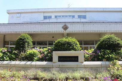 札幌市清田区平岡三条４丁目の土地(札幌市立平岡中学校)
