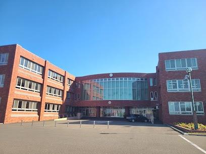 岩見沢市東町の中古一戸建て(岩見沢市立東光中学校)