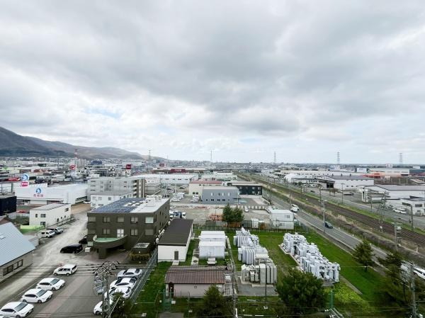 ロピア発寒駅前