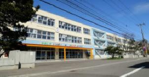 パシフィック新川(札幌市立新川中学校)