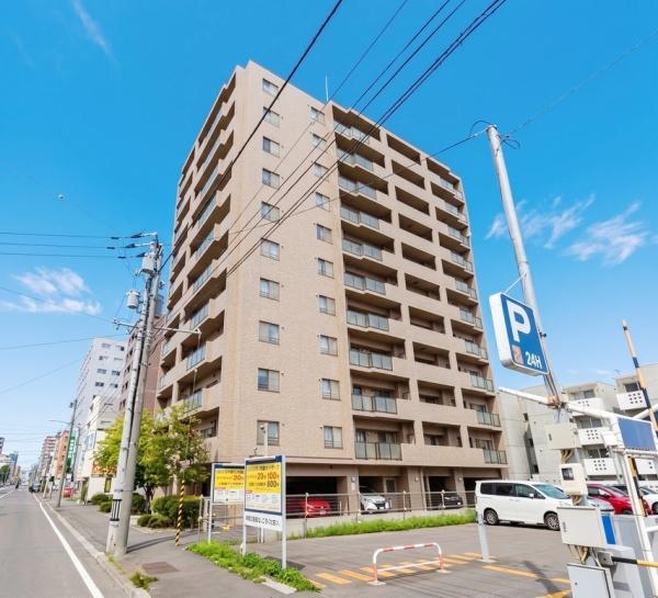 ファミール山鼻南15条