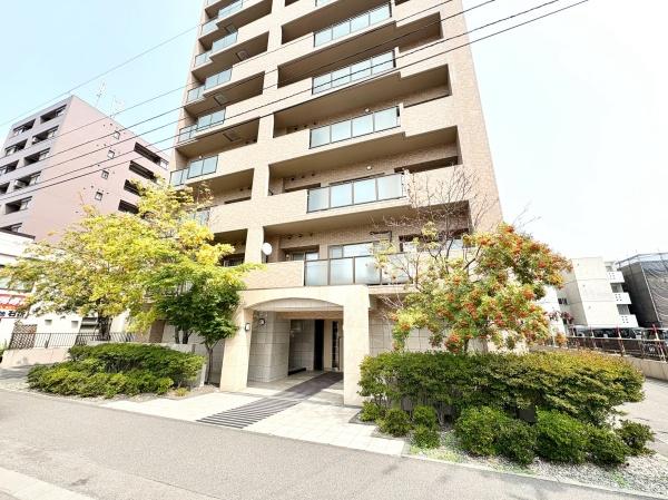 ファミール山鼻南15条