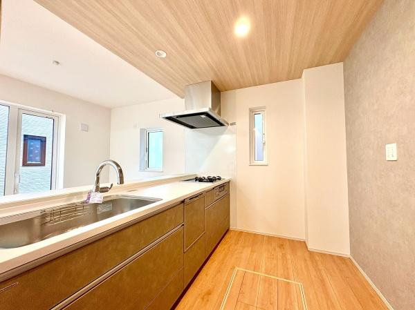 札幌市西区八軒九条東４丁目の新築一戸建
