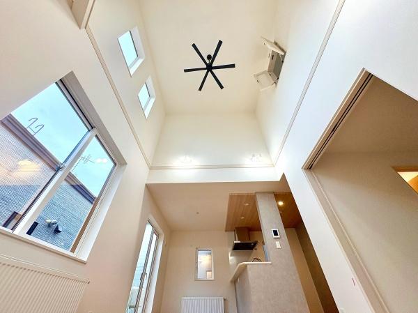 札幌市西区八軒九条東４丁目の新築一戸建