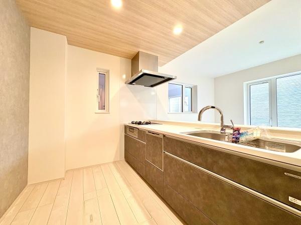 札幌市西区八軒九条東４丁目の新築一戸建